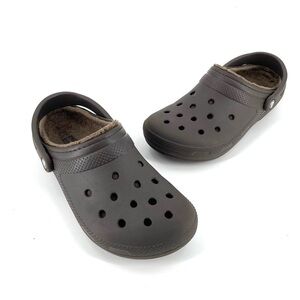 CROCS Brown Faux Fur Lined Dual Comfort Clogs